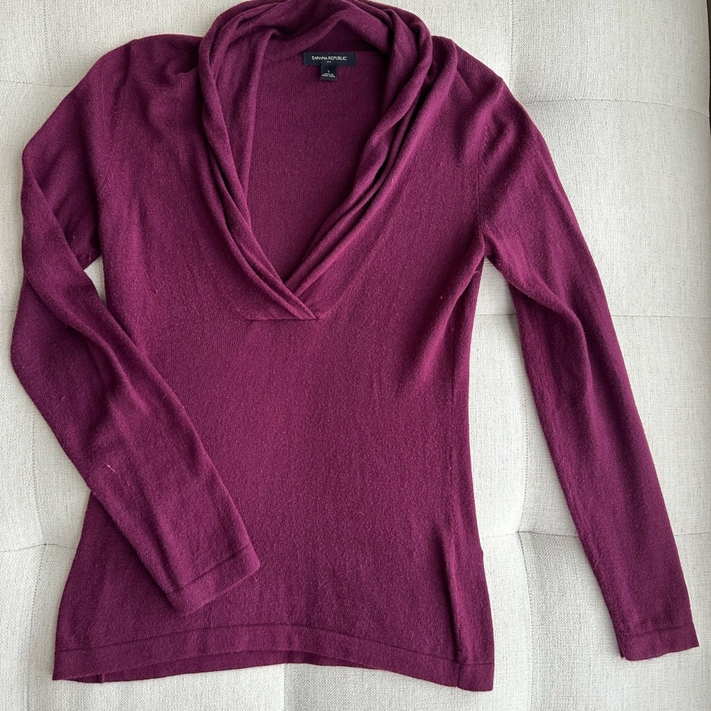 Banana Republic Factory Sweater Size Small